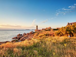 La côte de Granit Rose  (en semi-itinérant à Perros-Guirec)